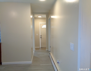 92 Smith Street - Photo Thumbnail 5
