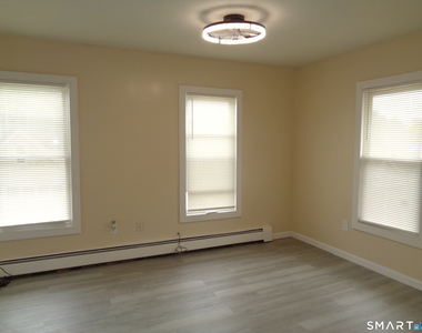 92 Smith Street - Photo Thumbnail 10