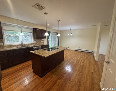 32 Tyler Hill Road - Photo Thumbnail 2