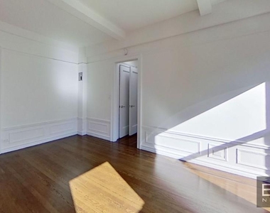156 East 37th Street  - Photo Thumbnail 1