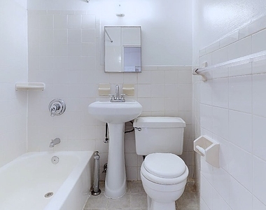 473 Central Park West - Photo Thumbnail 3
