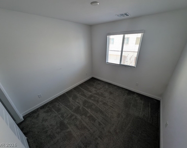3509 Golden Chariot Avenue - Photo Thumbnail 15