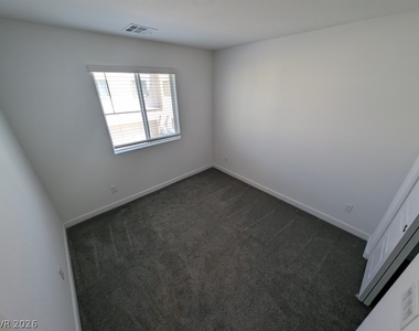 3509 Golden Chariot Avenue - Photo Thumbnail 18