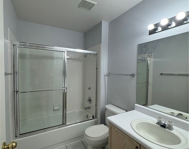 2604 Autumn Blaze Avenue - Photo Thumbnail 19