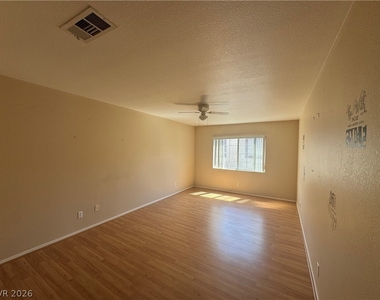 2604 Autumn Blaze Avenue - Photo Thumbnail 12