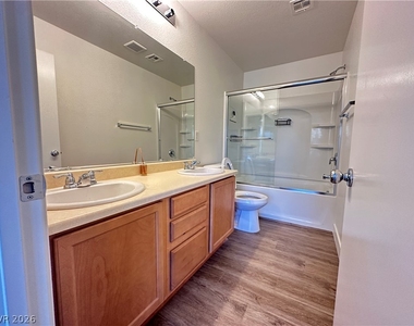 3192 Mist Effect Avenue - Photo Thumbnail 16