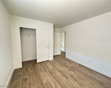 3192 Mist Effect Avenue - Photo Thumbnail 22