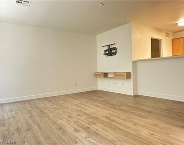 3192 Mist Effect Avenue - Photo Thumbnail 4