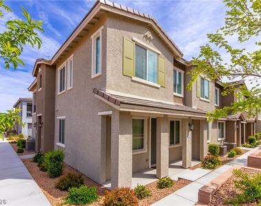 965 Nevada State Drive - Photo Thumbnail 4