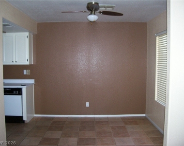 2204 Silver Pine Drive - Photo Thumbnail 2