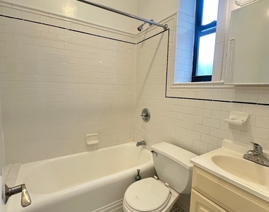 53 West 72nd Street - Photo Thumbnail 2