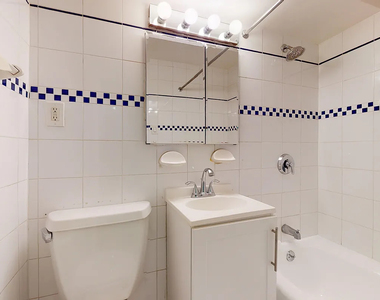 East 63rd Street - Photo Thumbnail 3