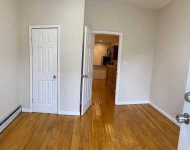 1823 Menahan Street - Photo Thumbnail 8