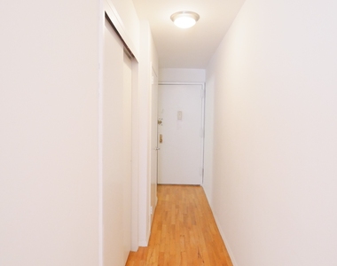 423 East 90th Street - Photo Thumbnail 6