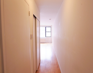 423 East 90th Street - Photo Thumbnail 9