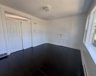 86 Conklin Ave - Photo Thumbnail 7