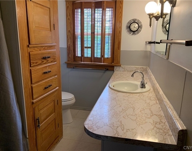 303 S 5th Street - Photo Thumbnail 17