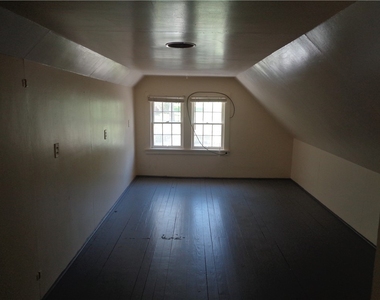 17 E Fifth Street - Photo Thumbnail 10