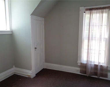 17 E Fifth Street - Photo Thumbnail 7