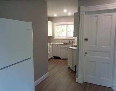 17 E Fifth Street - Photo Thumbnail 6