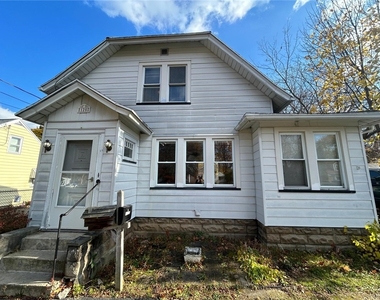 125 Windsor Road - Photo Thumbnail 2