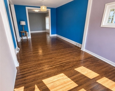 83 Baynes Street - Photo Thumbnail 2