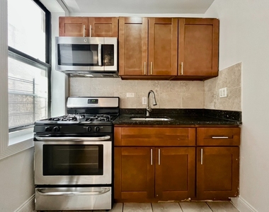 585 West 204th Street - Photo Thumbnail 3