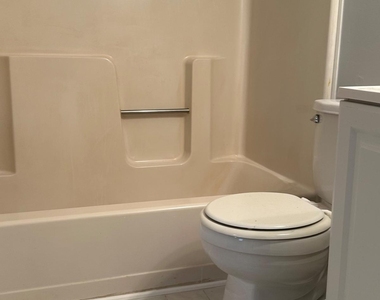 1441 Springleaf Circle Se - Photo Thumbnail 11