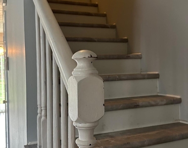 1441 Springleaf Circle Se - Photo Thumbnail 8