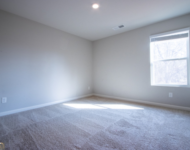325 Park West Boulevard - Photo Thumbnail 14