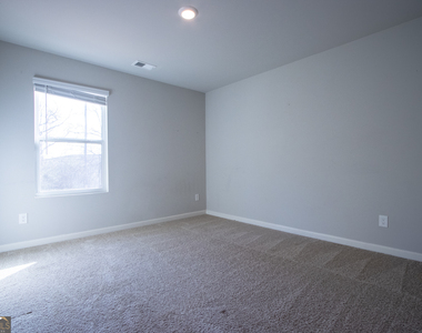 325 Park West Boulevard - Photo Thumbnail 16