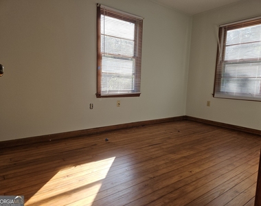 344 East Main Street - Photo Thumbnail 6
