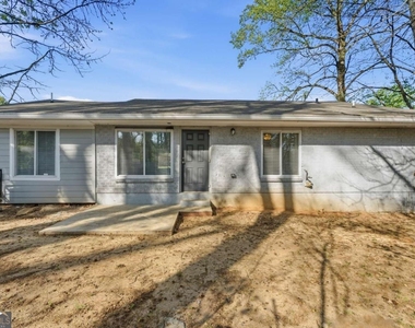 1735 Carter Circle - Photo Thumbnail 25