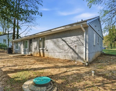 1735 Carter Circle - Photo Thumbnail 26