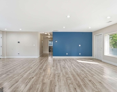 1735 Carter Circle - Photo Thumbnail 8