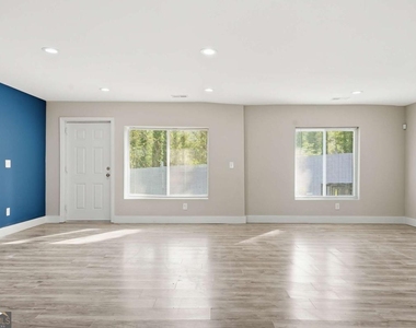 1735 Carter Circle - Photo Thumbnail 9