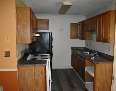 4375 Barrington Place - Photo Thumbnail 9