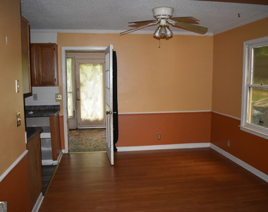 4375 Barrington Place - Photo Thumbnail 6
