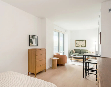 975 Nostrand Avenue - Photo Thumbnail 6