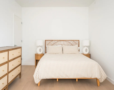 975 Nostrand Avenue - Photo Thumbnail 5