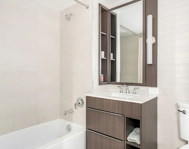 975 Nostrand Avenue - Photo Thumbnail 6