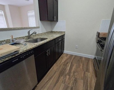 1225 Stuyvesant Ave - Photo Thumbnail 4