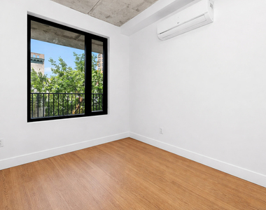815 Flatbush Avenue - Photo Thumbnail 3