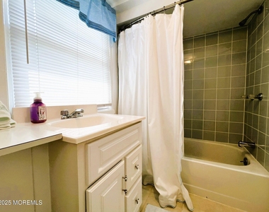 370 Macarthur Avenue - Photo Thumbnail 20