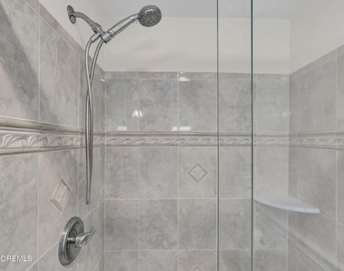 807 Prospect Avenue - Photo Thumbnail 16