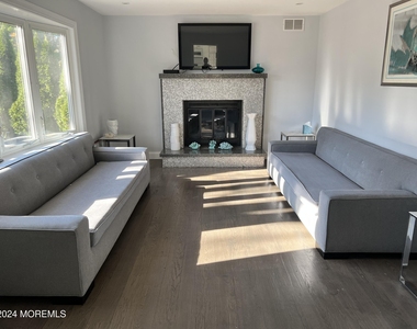 80 Cooper Avenue - Photo Thumbnail 2