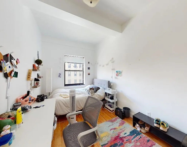 2nd Avenue - Photo Thumbnail 3