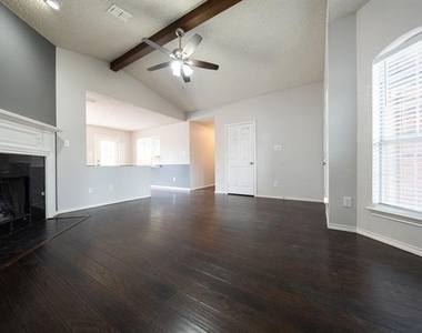 8661 Malibu Street - Photo Thumbnail 12
