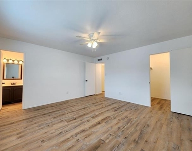 5541 Ragan Drive - Photo Thumbnail 14
