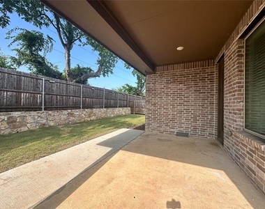 2609 Chevy Chase Drive - Photo Thumbnail 35